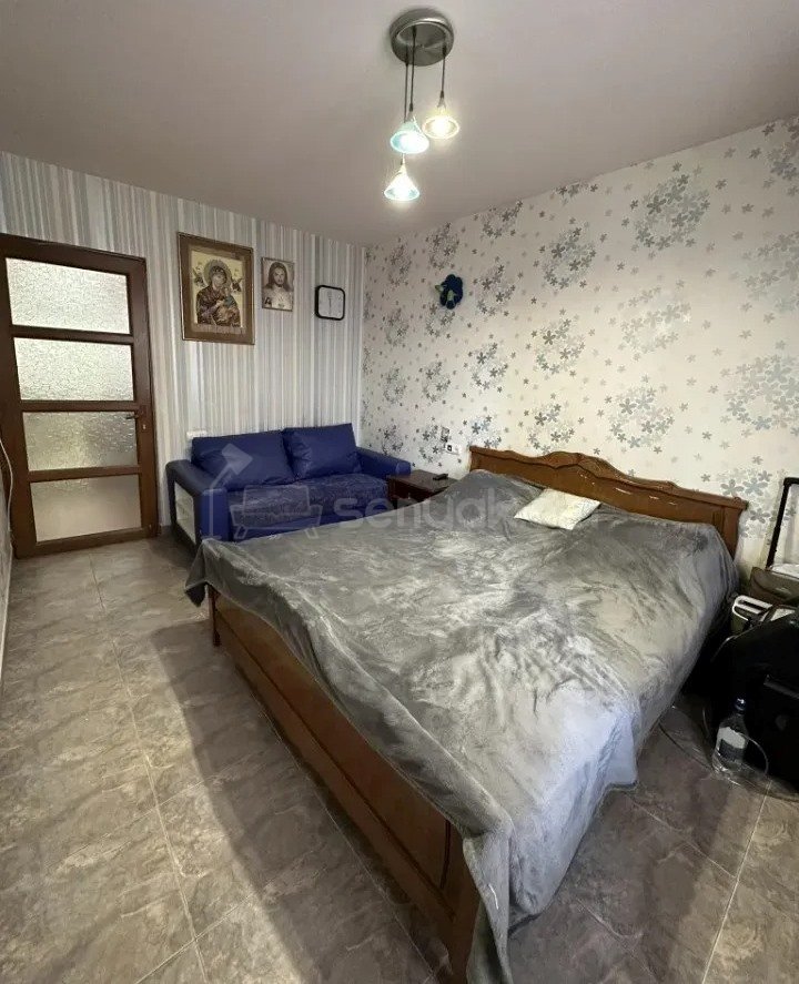 3 Սենյականոց Բնակարան Քարե Շենքում, 115քմ, 2/5 հարկ, Կապիտալ Վերանորոգված