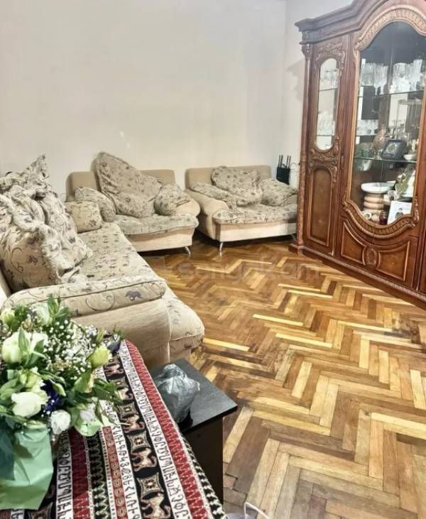 3 Սենյականոց Բնակարան Քարե Շենքում, 85քմ, 1/5 հարկ, Դիզայներական Վերանորոգված, Կահավորված, Արևկող