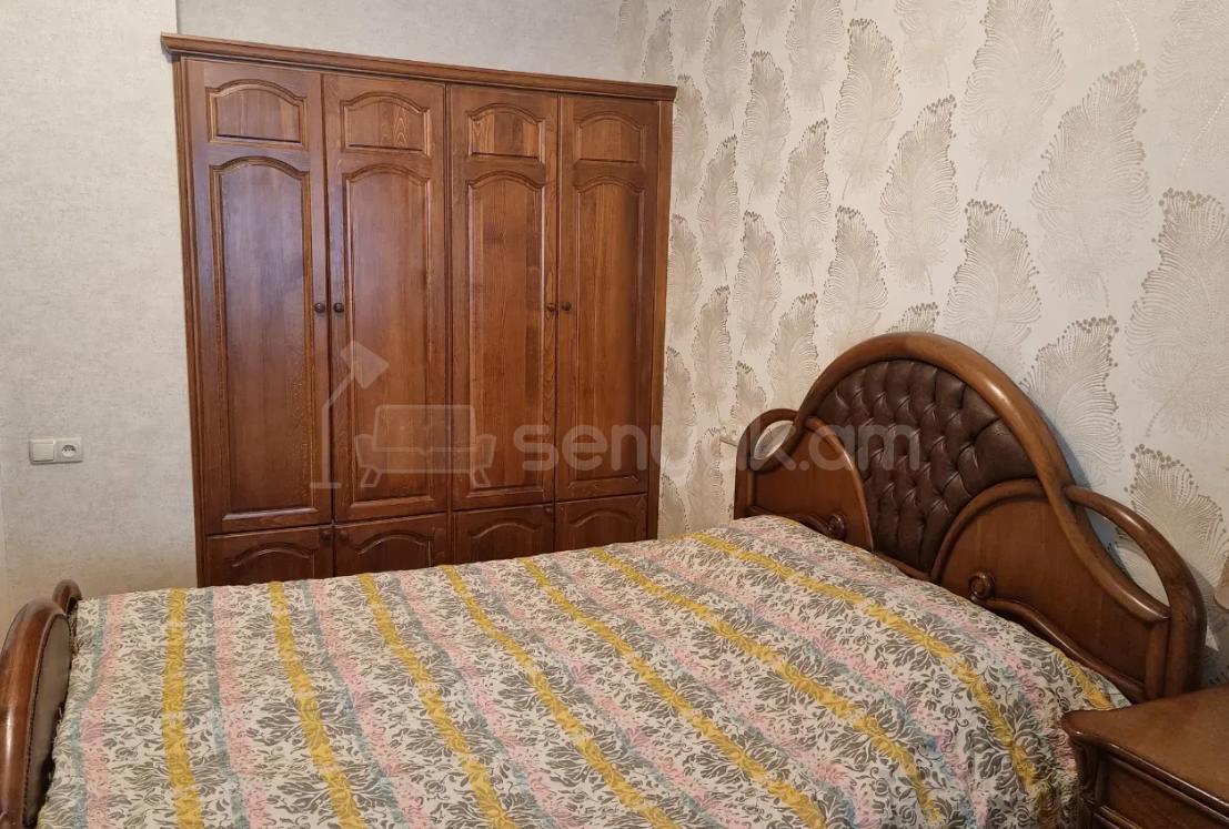 3 Սենյականոց Բնակարան Քարե Շենքում, 100քմ, 3/5 հարկ, Կապիտալ Վերանորոգված, Կահավորված, Արևկող