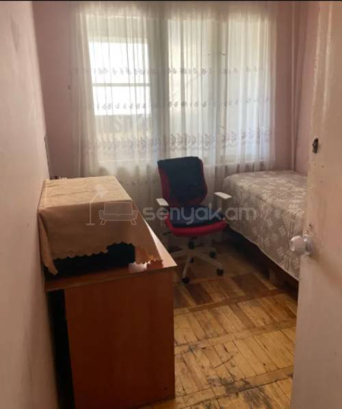 3 Սենյականոց Բնակարան, 73քմ, 3/9 հարկ, Նորմալ Վիճակում