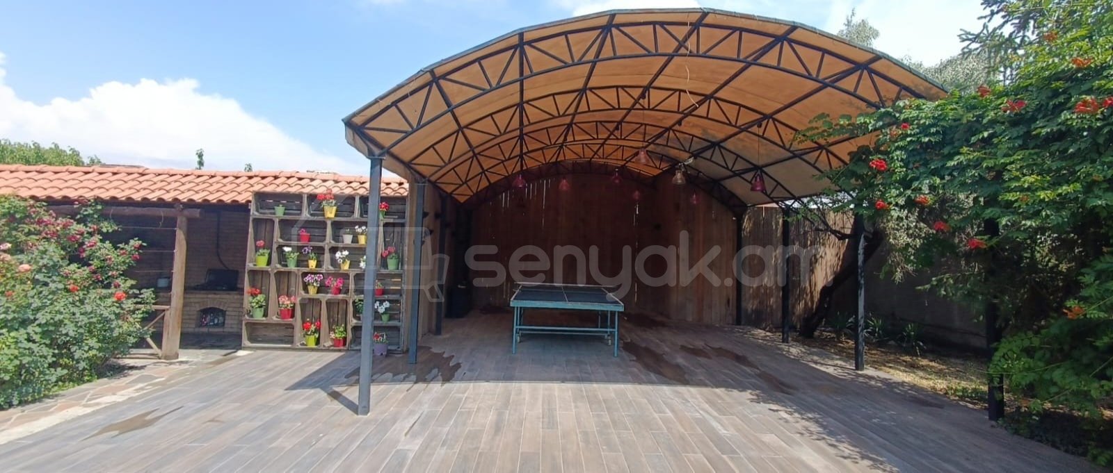 5 Սենյականոց Շքեղ Առանձնատուն, 300քմ, Լողավազանով