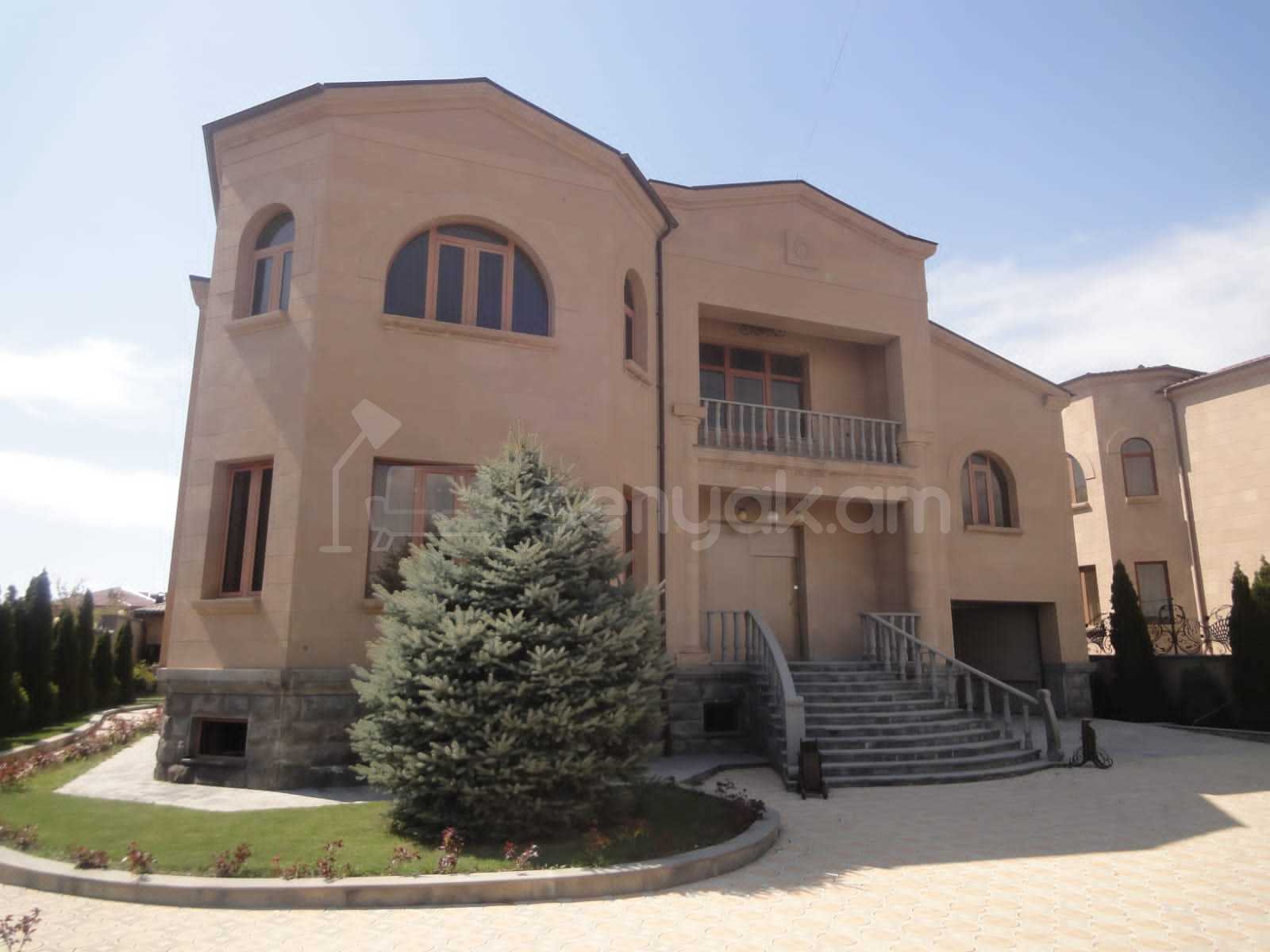 5 Սենյականոց Շքեղ Առանձնատուն, 200քմ, Լողավազանով