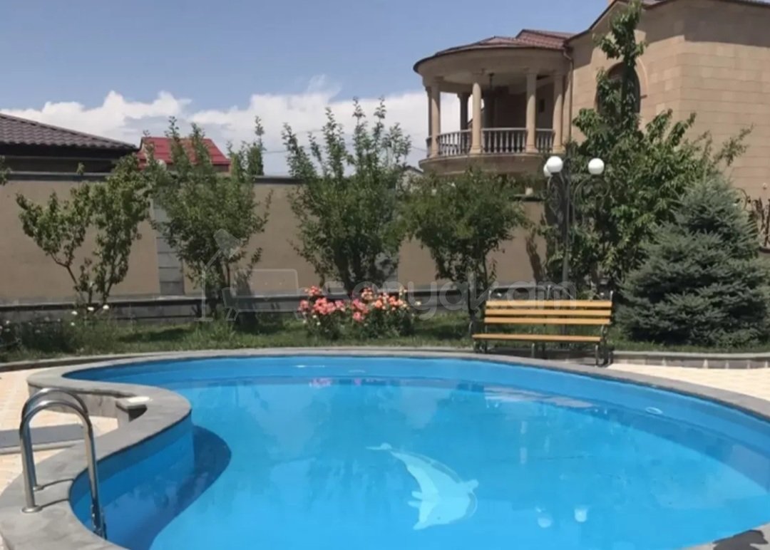 5 Սենյականոց Շքեղ Առանձնատուն, 200քմ, Լողավազանով