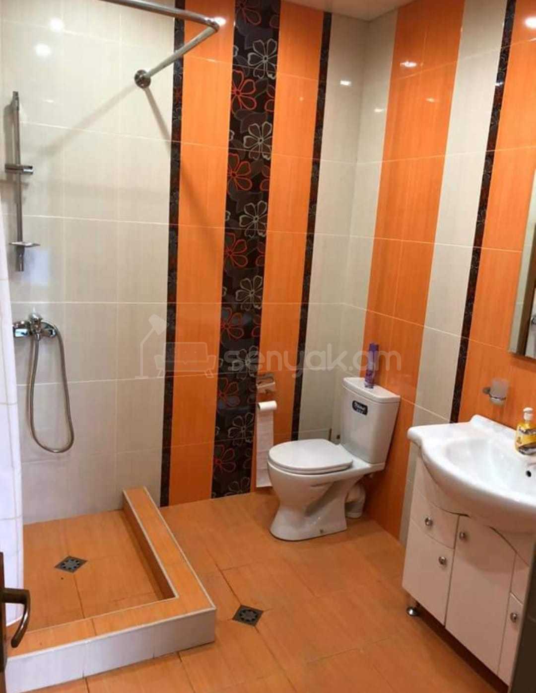 5 Սենյականոց Շքեղ Առանձնատուն, 200քմ, Լողավազանով