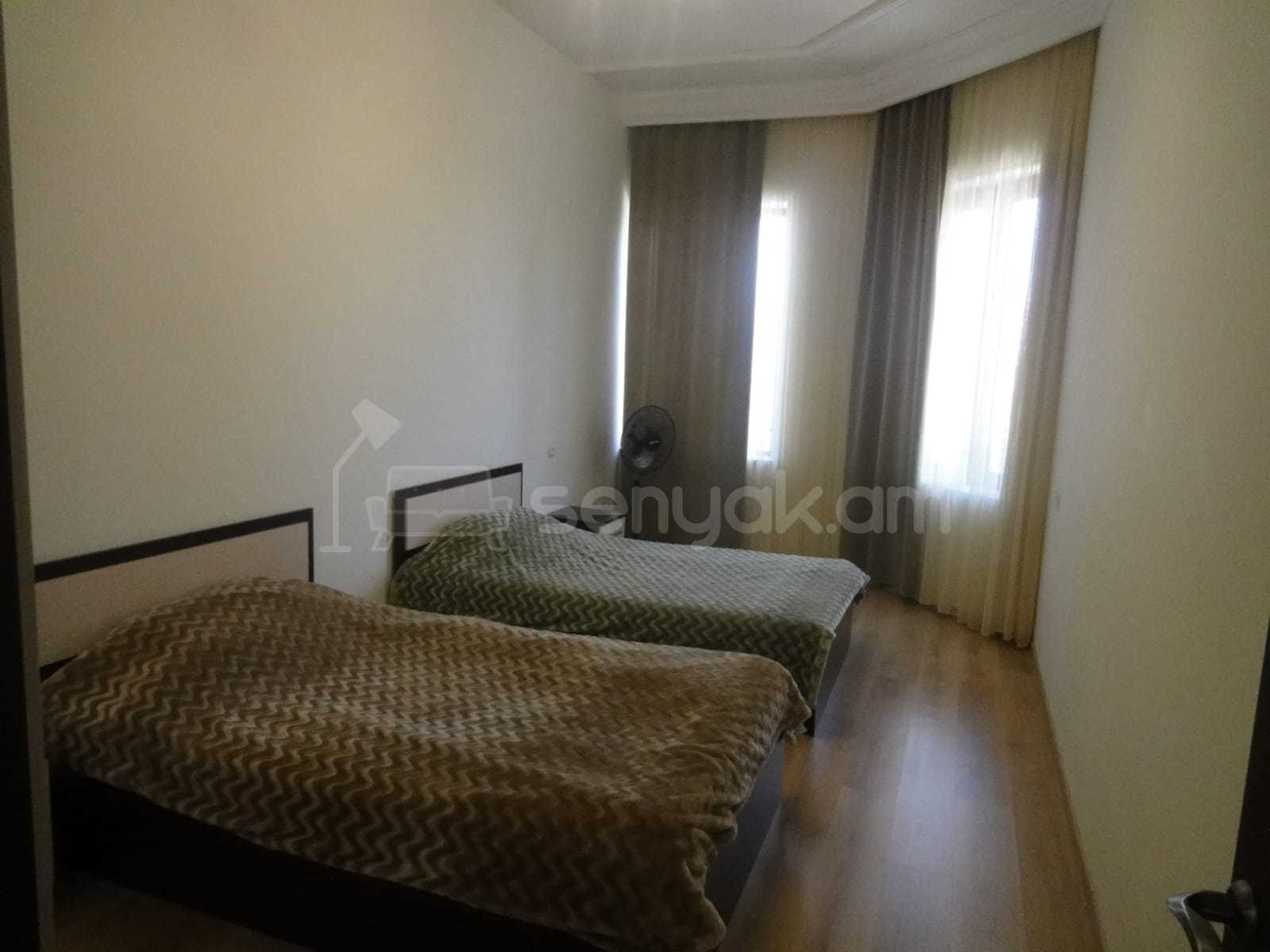5 Սենյականոց Շքեղ Առանձնատուն, 200քմ, Լողավազանով