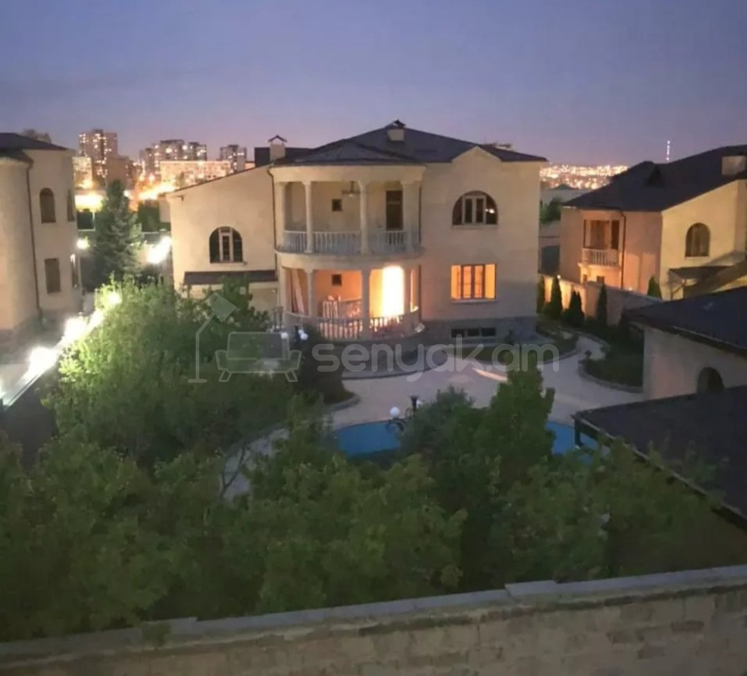 5 Սենյականոց Շքեղ Առանձնատուն, 200քմ, Լողավազանով