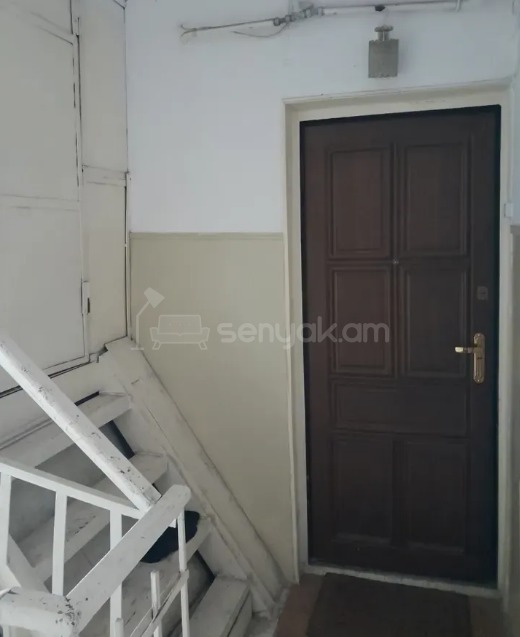 3 Սենյականոց Բնակարան Քարե Շենքում, 93քմ, 5/5 հարկ, Կոսմետիկ Վերանորոգված