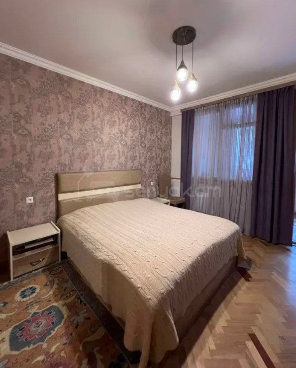 3 Սենյականոց Բնակարան Քարե Շենքում, 91քմ, 1/9 հարկ, Կապիտալ Վերանորոգված