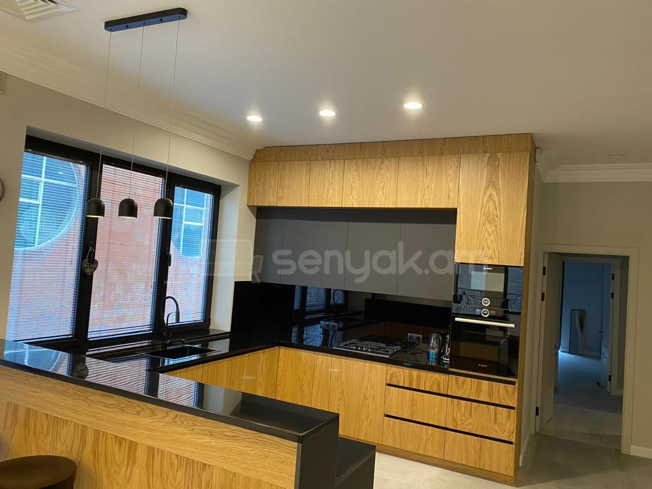 5 Սենյականոց Բնակարան, 230քմ, 3/6 հարկ, Դիզայներական Վերանորոգված