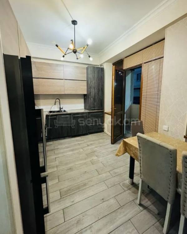 3 Սենյականոց Բնակարան Նորակառույցում, 90քմ, 2/4 հարկ, Կապիտալ Վերանորոգված, Կահավորված, Արևկող