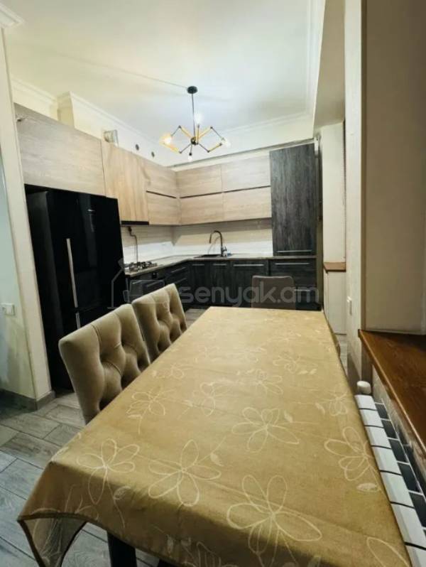 3 Սենյականոց Բնակարան Նորակառույցում, 90քմ, 2/4 հարկ, Կապիտալ Վերանորոգված, Կահավորված, Արևկող