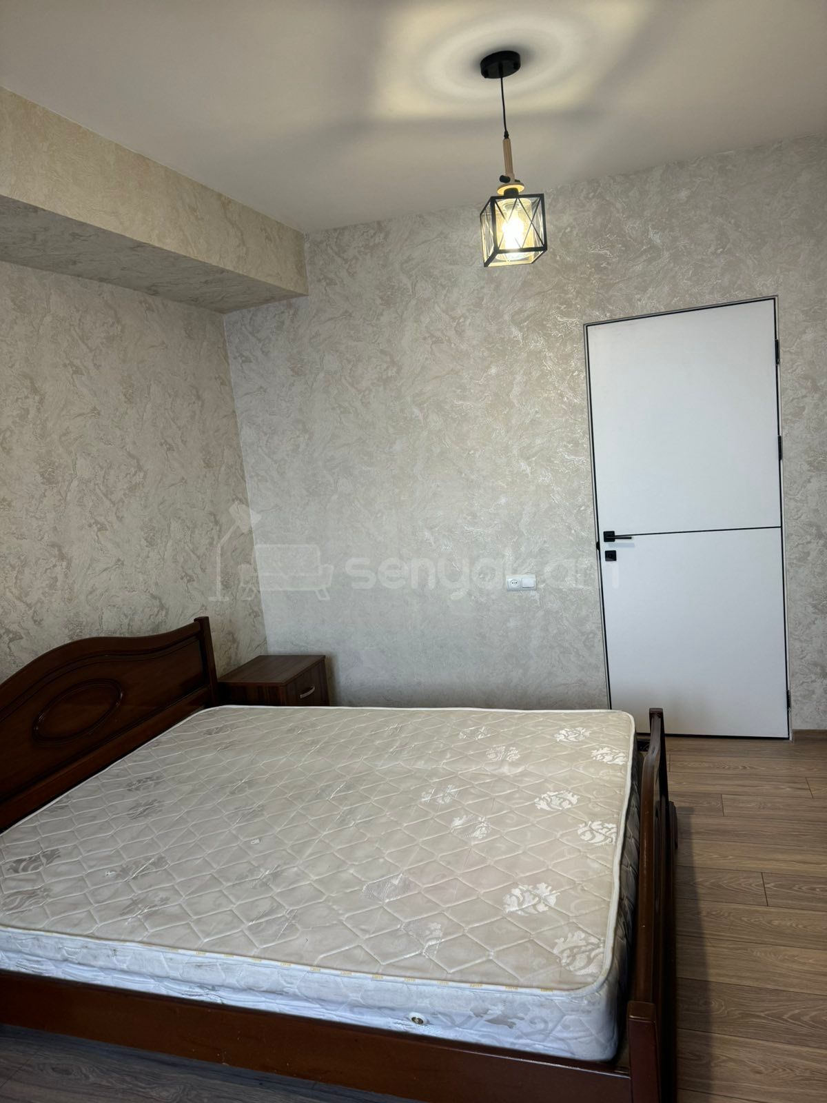 3 Սենյականոց Բնակարան, 92քմ, 13/16 հարկ, Կապիտալ Վերանորոգված, Կահավորված