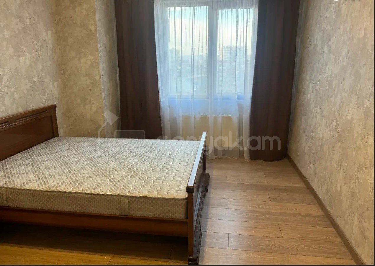 3 Սենյականոց Բնակարան, 92քմ, 13/16 հարկ, Կապիտալ Վերանորոգված, Կահավորված