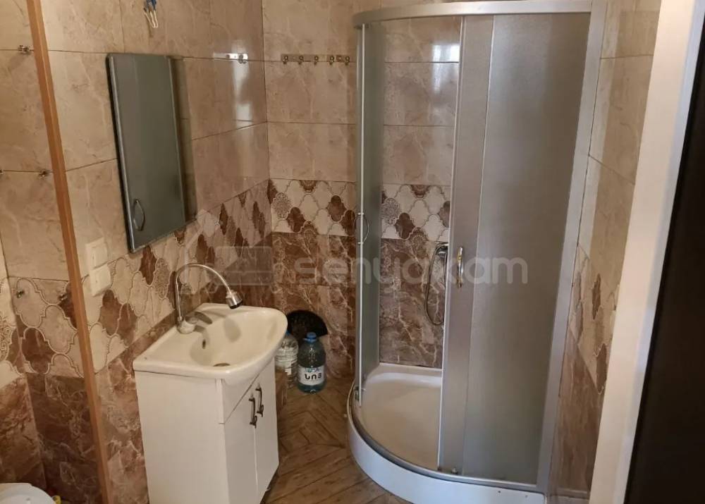 3 Սենյականոց Բնակարան Քարե Շենքում, 90քմ, 10/11 հարկ, Դիզայներական Վերանորոգված, Կահավորված, Արևկող