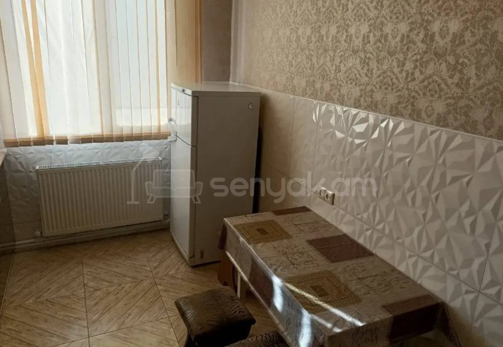 3 Սենյականոց Բնակարան Քարե Շենքում, 90քմ, 10/11 հարկ, Դիզայներական Վերանորոգված, Կահավորված, Արևկող