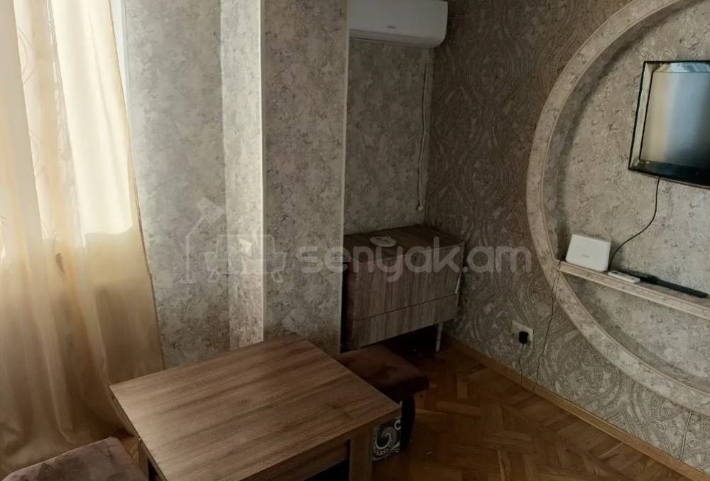 3 Սենյականոց Բնակարան Քարե Շենքում, 90քմ, 10/11 հարկ, Դիզայներական Վերանորոգված, Կահավորված, Արևկող