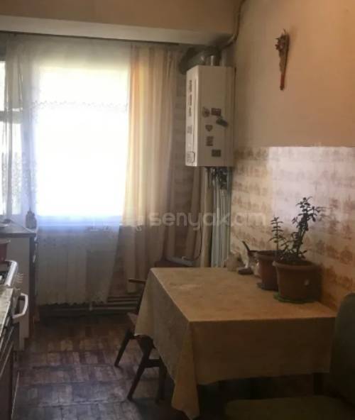 3 Սենյականոց Բնակարան, 82քմ, 3/14 հարկ, Պետական Վիճակում