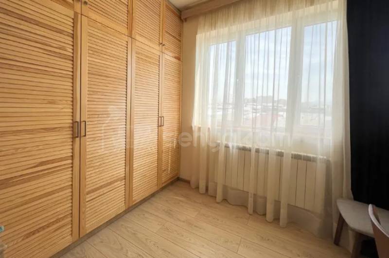 2 Սենյականոց Բնակարան Քարե Շենքում, 61քմ, 4/5 հարկ, Կապիտալ Վերանորոգված, Կահավորված, Արևկող