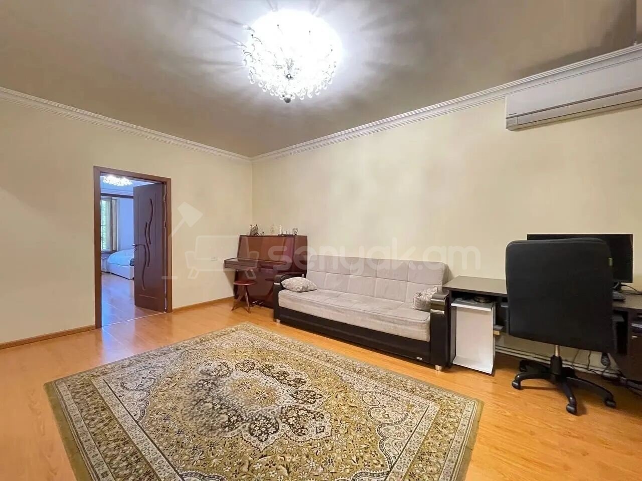 3 Սենյականոց Բնակարան Քարե Շենքում, 81քմ, 5/5 հարկ, Կապիտալ Վերանորոգված
