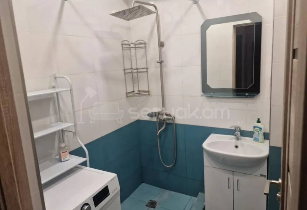 3 Սենյականոց Բնակարան, 70քմ, 7/9 հարկ, Դիզայներական Վերանորոգված, Կահավորված, Արևկող