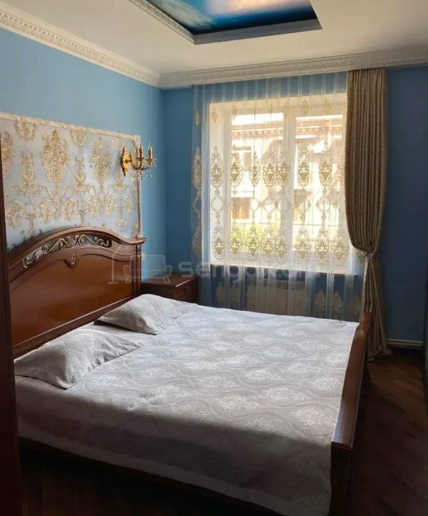 3 Սենյականոց Բնակարան Քարե Շենքում, 78քմ, 4/5 հարկ, Կապիտալ Վերանորոգված