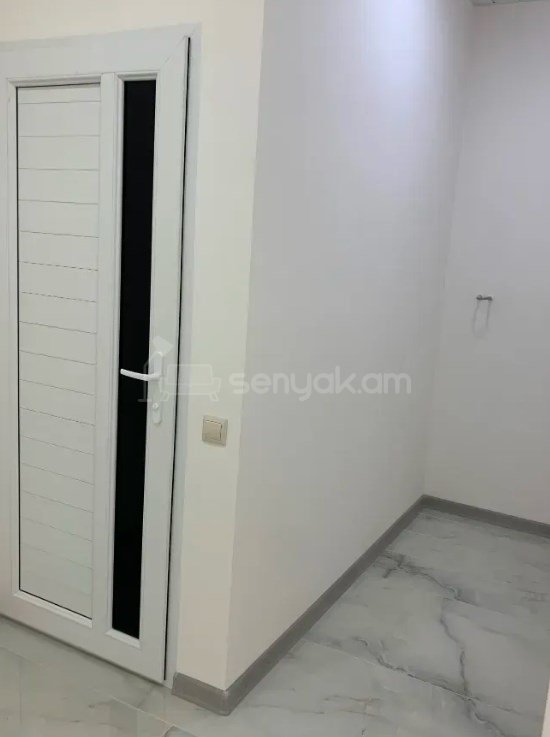 Օֆիսային Տարածք, 44քմ, Կապիտալ Վերանորոգված