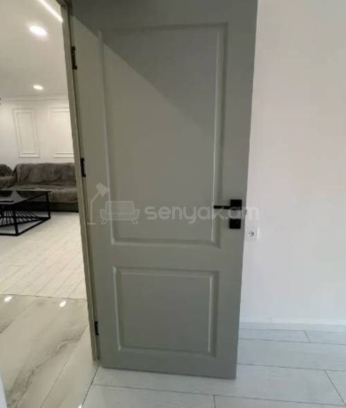 2 Սենյականոց Բնակարան Քարե Շենքում, 60քմ, 5/5 հարկ, Կապիտալ Վերանորոգված