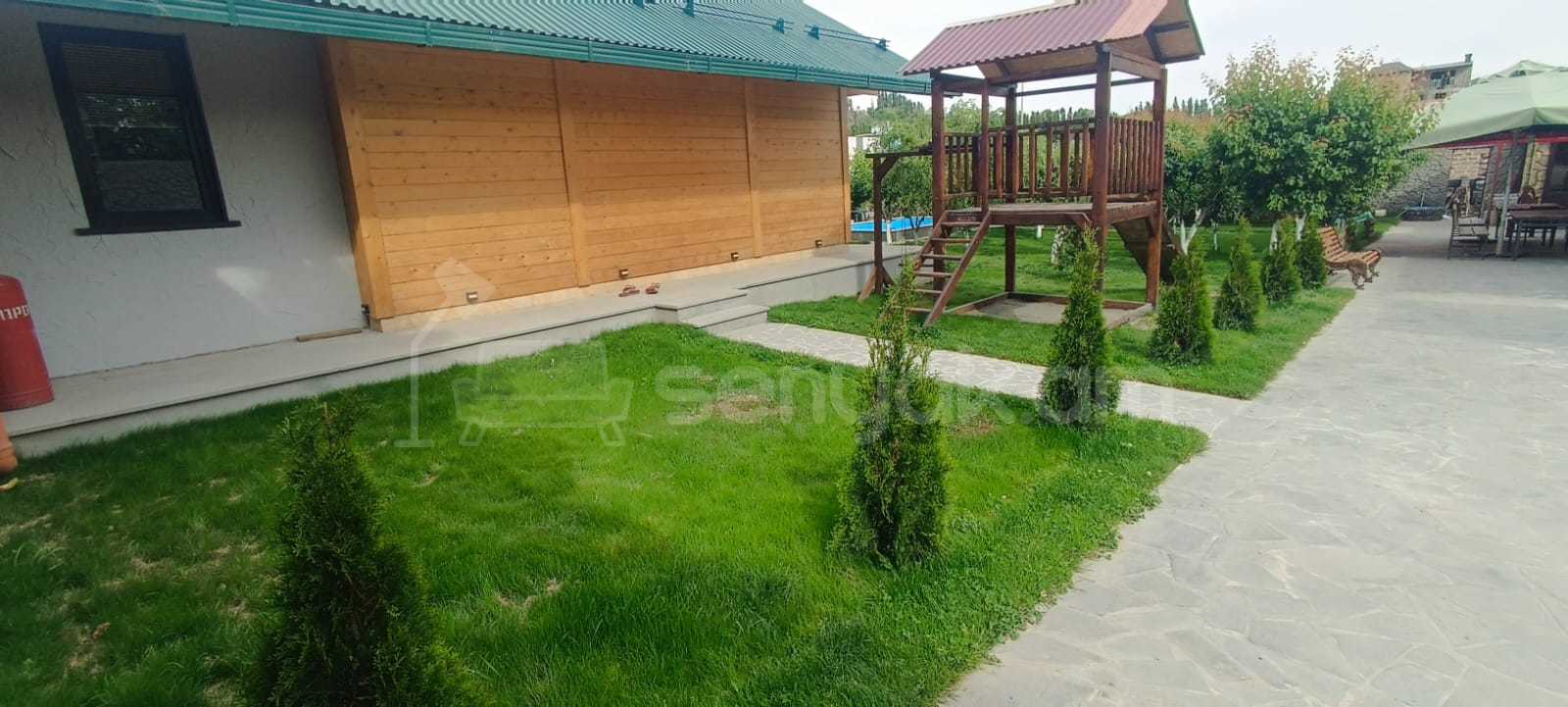 5 Սենյականոց Շքեղ Առանձնատուն, 299քմ, Լողավազանով