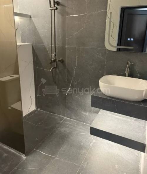 1 Սենյականոց Բնակարան Քարե Շենքում, 38քմ, 2/5 հարկ, Կապիտալ Վերանորոգված, Կահավորված