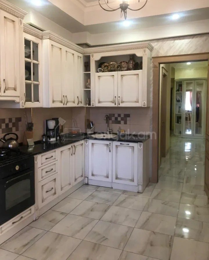 3 Սենյականոց Բնակարան, 110քմ, 6/16 հարկ, Կապիտալ Վերանորոգված, Կահավորված, Արևկող
