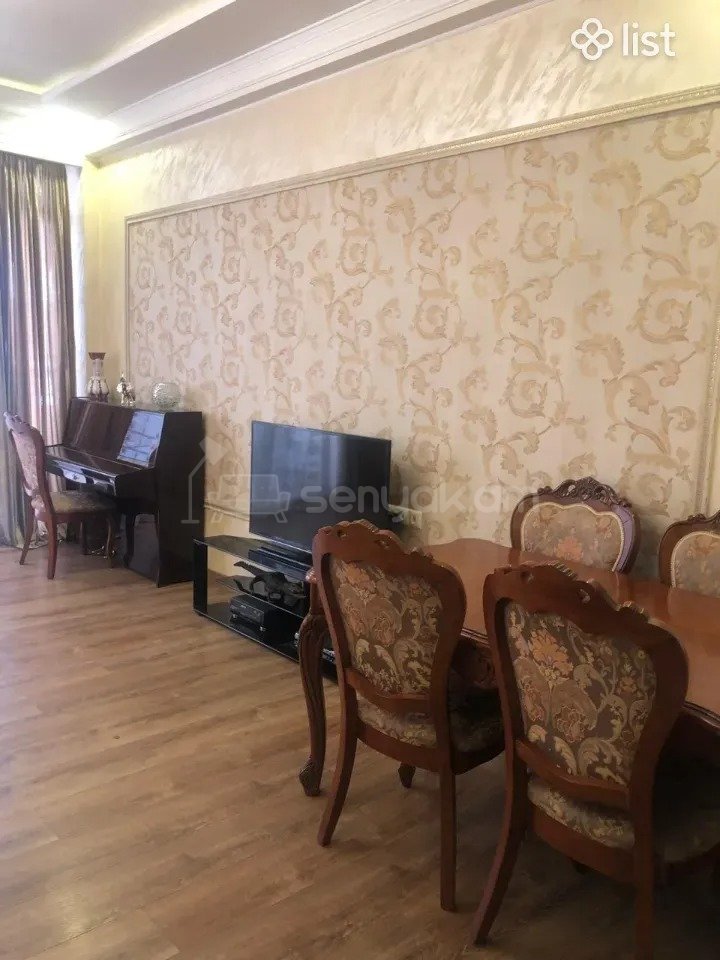 3 Սենյականոց Բնակարան, 110քմ, 6/16 հարկ, Կապիտալ Վերանորոգված, Կահավորված, Արևկող