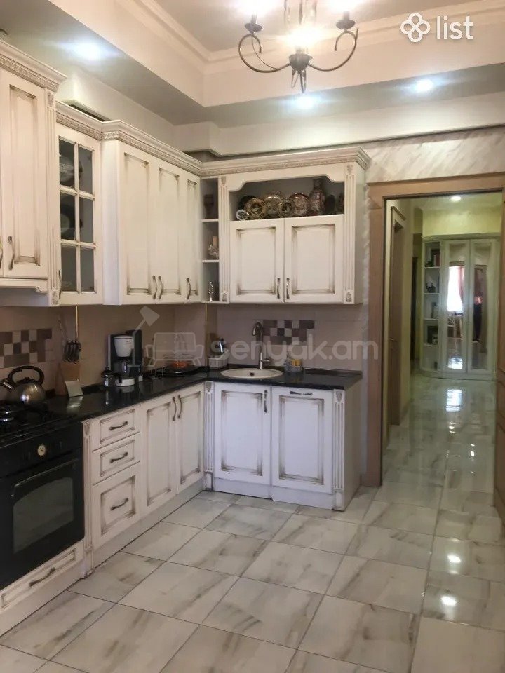 3 Սենյականոց Բնակարան, 110քմ, 6/16 հարկ, Կապիտալ Վերանորոգված, Կահավորված, Արևկող
