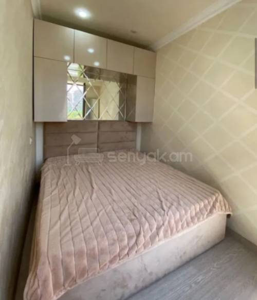 2 Սենյականոց Բնակարան, 50քմ, 5/9 հարկ, Կապիտալ Վերանորոգված, Կահավորված, Արևկող