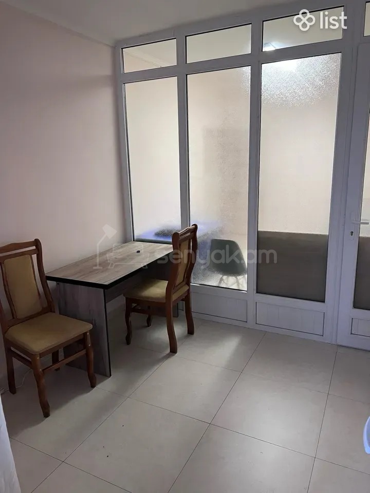 3 Սենյականոց Բնակարան, 78քմ, 2/9 հարկ, Կապիտալ Վերանորոգված, Կահավորված