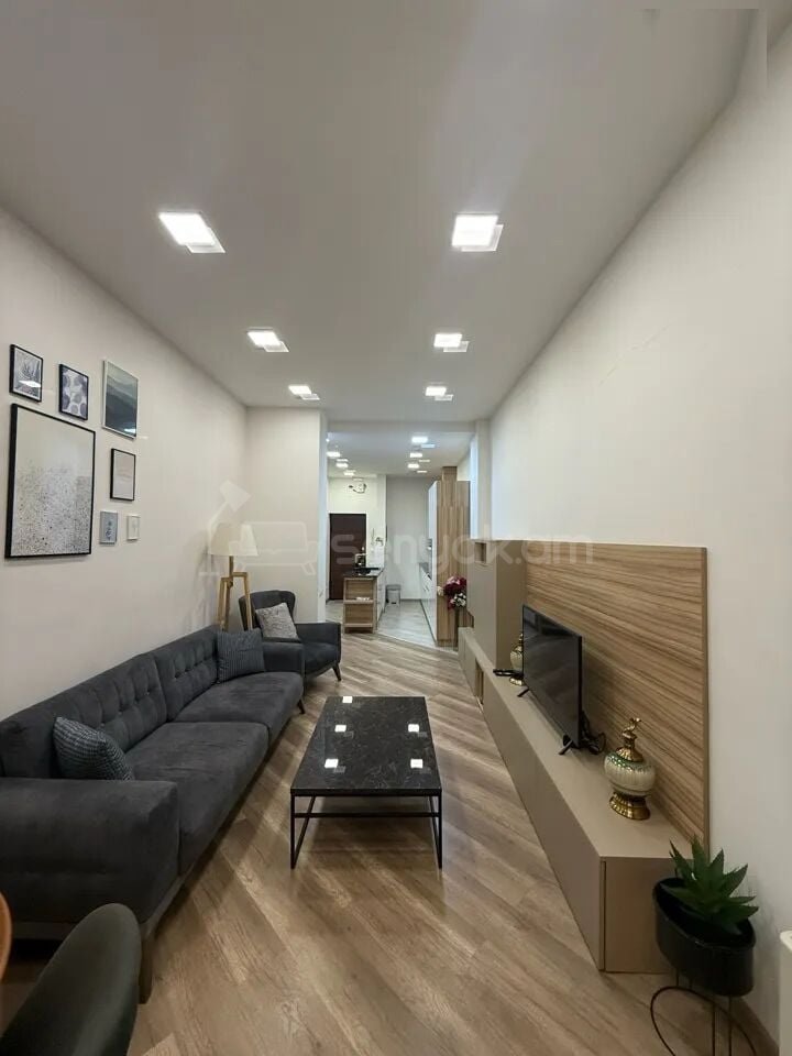 2 Սենյականոց Բնակարան, 61քմ, 11/15 հարկ, Դիզայներական Վերանորոգված