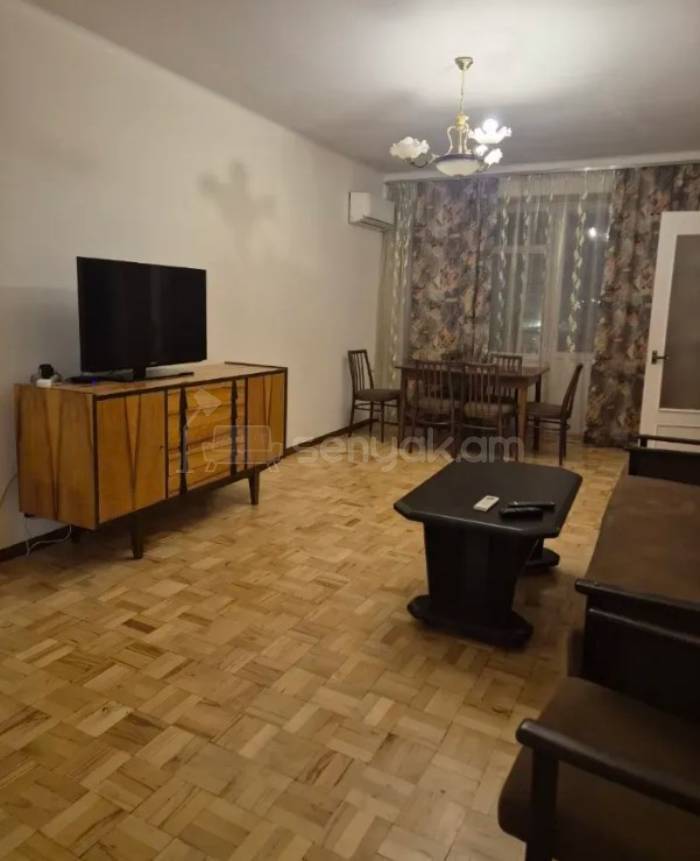 2 Սենյականոց Բնակարան Քարե Շենքում, 70քմ, 4/9 հարկ, Կոսմետիկ Վերանորոգված, Կահավորված, Արևկող