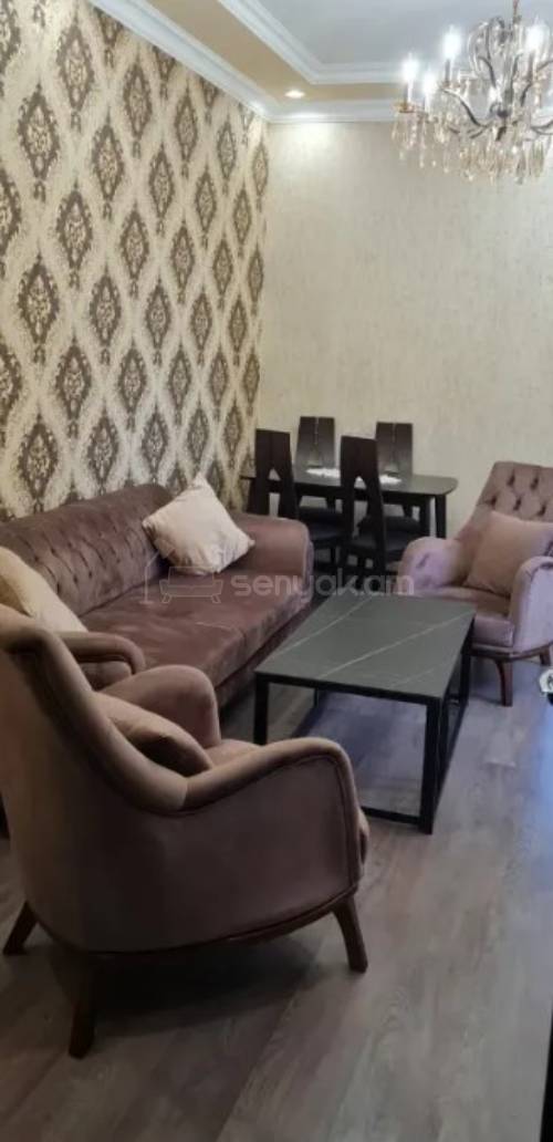 3 Սենյականոց Բնակարան Քարե Շենքում, 71քմ, 3/4 հարկ, Դիզայներական Վերանորոգված, Կահավորված, Արևկող