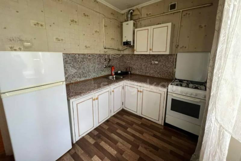 2 Սենյականոց Բնակարան Քարե Շենքում, 60քմ, 4/5 հարկ, Կոսմետիկ Վերանորոգված, Կահավորված, Արևկող