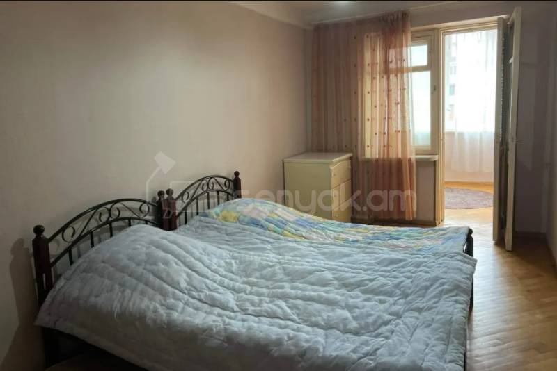 2 Սենյականոց Բնակարան Քարե Շենքում, 60քմ, 4/5 հարկ, Կոսմետիկ Վերանորոգված, Կահավորված, Արևկող