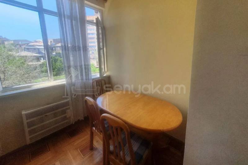 2 Սենյականոց Բնակարան, 70քմ, 3/4 հարկ, Կոսմետիկ Վերանորոգված, Կահավորված, Արևկող