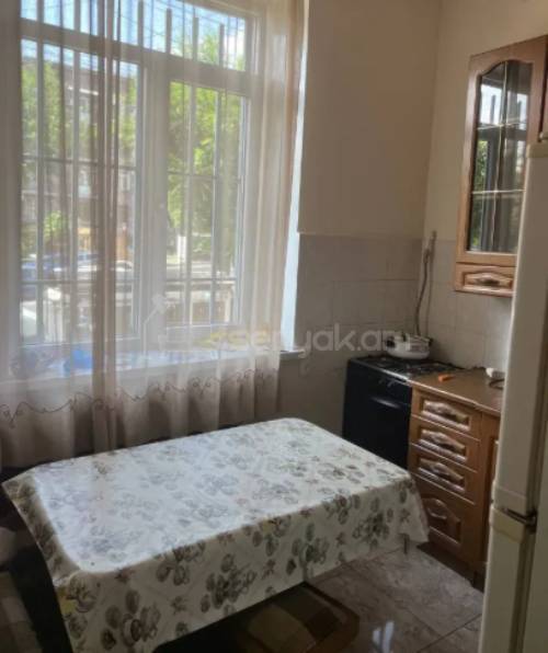 2 Սենյականոց Բնակարան Քարե Շենքում, 60քմ, 2/5 հարկ, Կոսմետիկ Վերանորոգված, Կահավորված, Արևկող