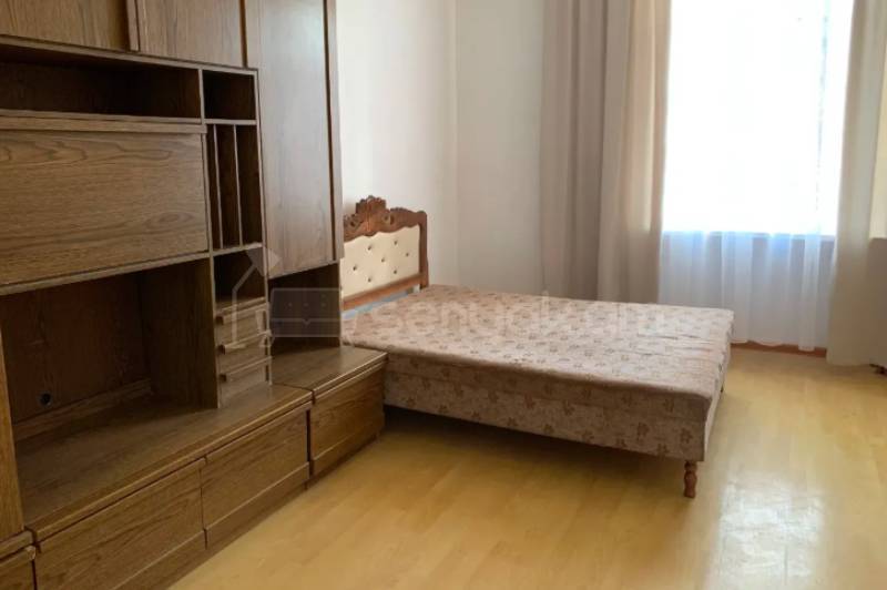2 Սենյականոց Բնակարան Քարե Շենքում, 60քմ, 2/4 հարկ, Կոսմետիկ Վերանորոգված, Կահավորված, Արևկող