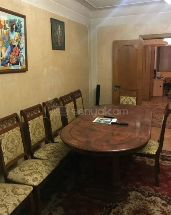 2 Սենյականոց Բնակարան, 68քմ, 3/9 հարկ, Կոսմետիկ Վերանորոգված, Կահավորված, Արևկող