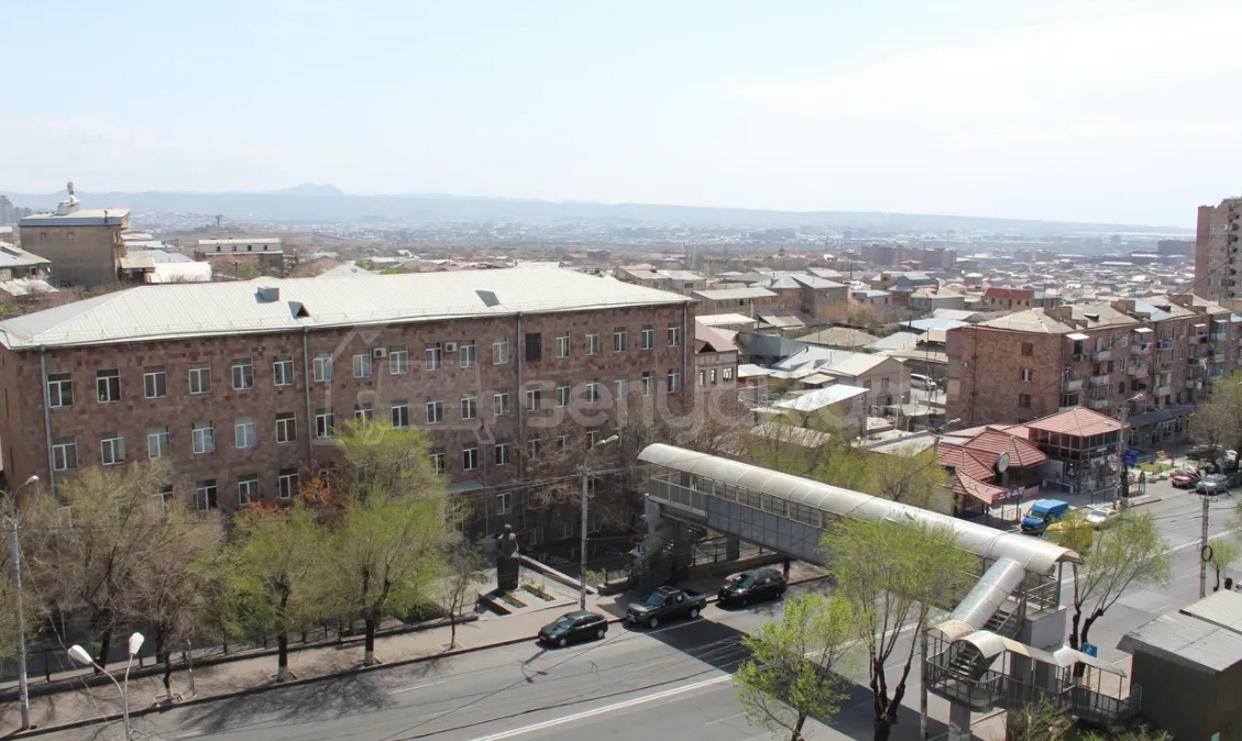 3 Սենյականոց Բնակարան, 97քմ, 9/10 հարկ, Կոսմետիկ Վերանորոգված