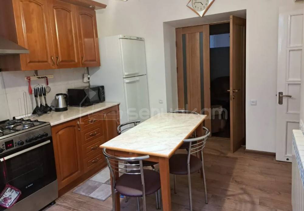 3 Սենյականոց Սեփական Տուն, 80քմ, Կապիտալ Վերանորոգված, Կահավորված