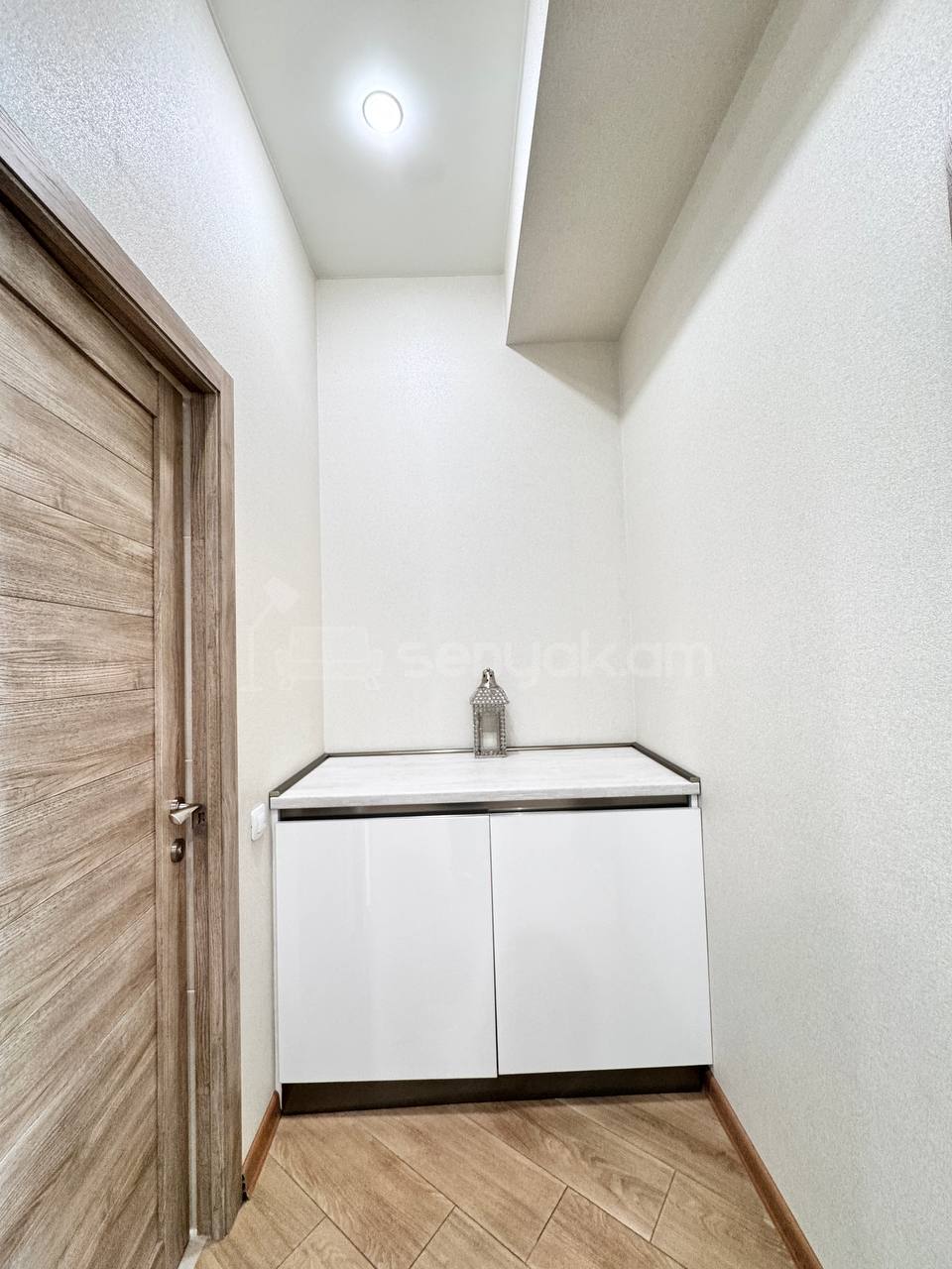 3 Սենյականոց Բնակարան, 64քմ, 4/4 հարկ, Դիզայներական Վերանորոգված, Կահավորված, Արևկող