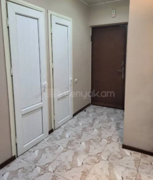 3 Սենյականոց Բնակարան, 76քմ, 3/12 հարկ, Կապիտալ Վերանորոգված, Կահավորված, Արևկող