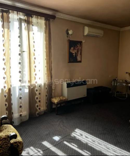 2 Սենյականոց Բնակարան, 57քմ, 3/9 հարկ, Կոսմետիկ Վերանորոգված, Կահավորված, Արևկող