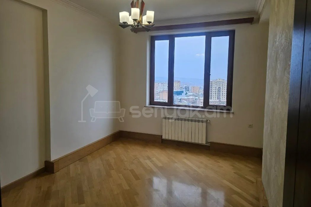 3 Սենյականոց Բնակարան, 104քմ, 10/16 հարկ, Կապիտալ Վերանորոգված