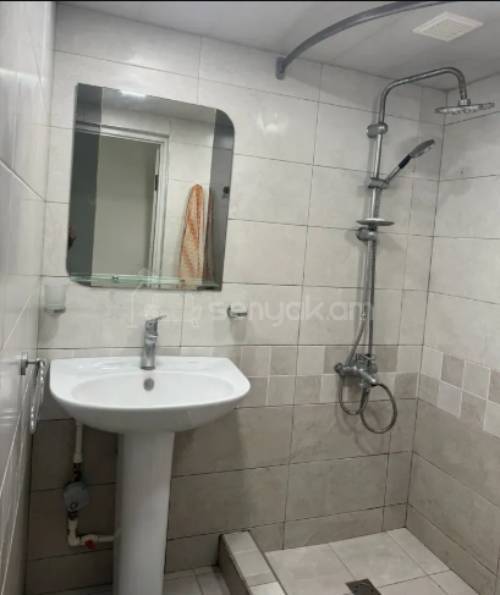 3 Սենյականոց Բնակարան, 93քմ, 8/9 հարկ, Կոսմետիկ Վերանորոգված